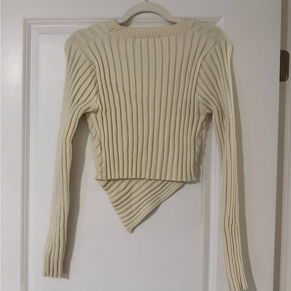 Pants Store Sweater - Picture 2 of 2